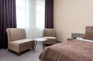 Отель WISH Aqua&SPA Resort Vishenki Стандартный номер с кроватью размера «king-size» и бесплатным доступом в спа-центр-3