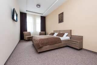 Отель WISH Aqua&SPA Resort Vishenki Стандартный номер с кроватью размера «king-size» и бесплатным доступом в спа-центр-4