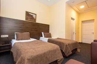 Отель WISH Aqua&SPA Resort Vishenki Стандартный номер с кроватью размера «king-size» и бесплатным доступом в спа-центр-5
